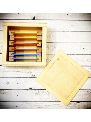 Materiale Montessori Spolette dei colori primari-SPOLETTE3-20