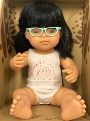 Miniland Bambola Baby Girl Asiatica 38 cm con occhiali e intimo 31113-31113-20