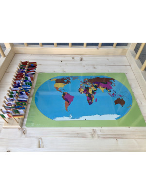 Materiale Montessori Cartina del mondo con bandierine e stand (disponibile tra 7gg)-MON-B-276-20
