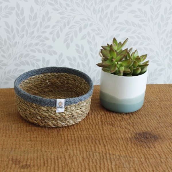 ReSpiin Shallow Seagrass and Jute Basket Small Natural/Grey 1pz.-ReSpiin-RSJ019-01